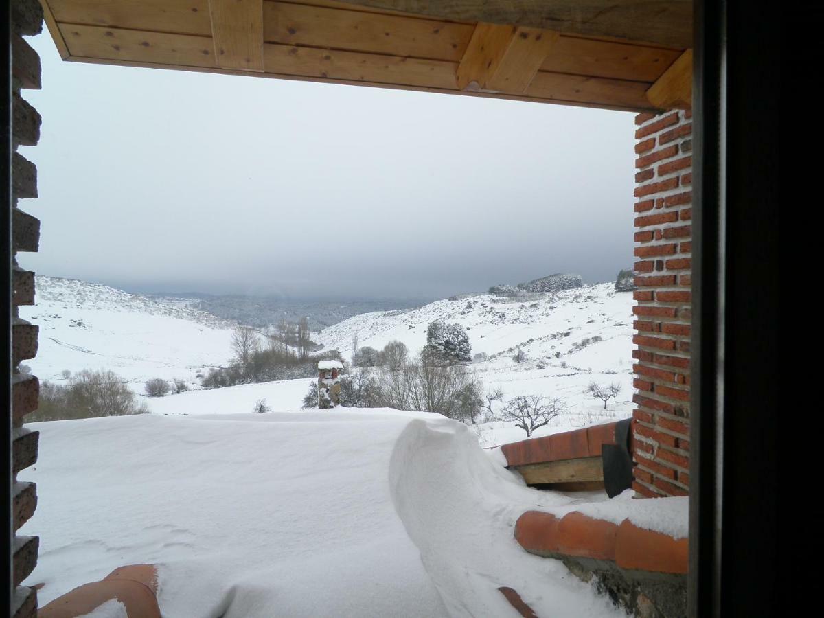 El Rondillo de Gredos Hostal Hoyos del Collado Exterior foto